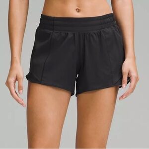 Hotty Hot Low-Rise Lined Short 4" Lululemon